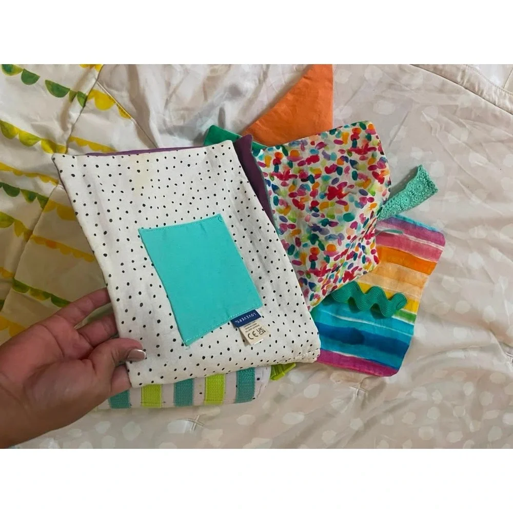 Lovevery The Play Gym Baby Activity Mat Sensory Buckle Pillow and Accessories